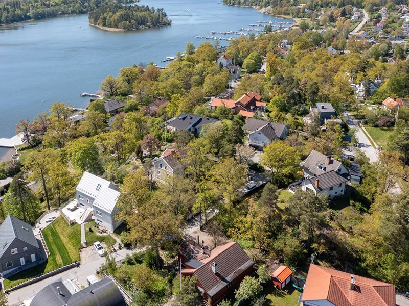 om malerifirma kungsangen stockholm