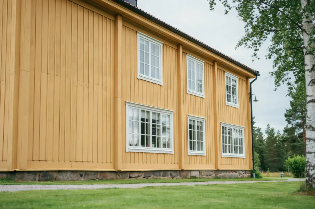 tr f nster renoverades med b glagning glasbyte och beslagjustering i brunna kungs ngen